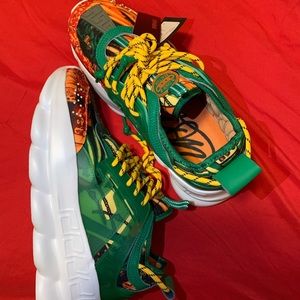 Versace Chain Reaction